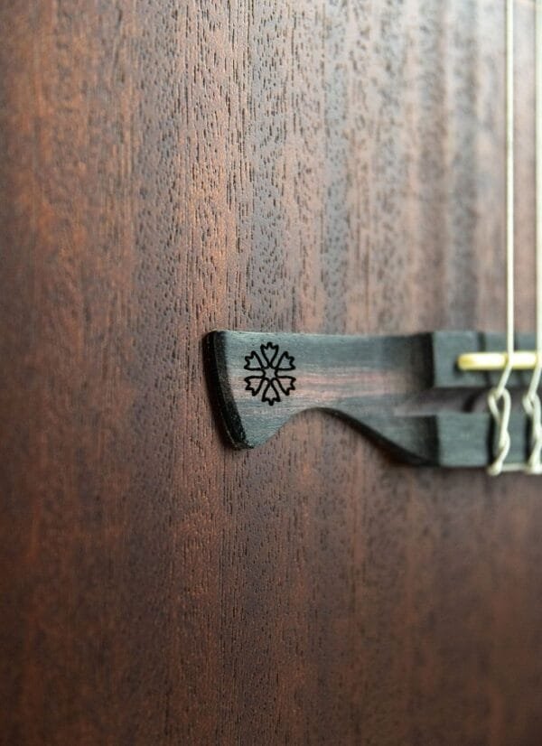 Violão Grand Auditorium Nylon Eletroacústico Half Cutaway Armrest Kentucky Grand Reserva DKMOP Tagima - Image 8